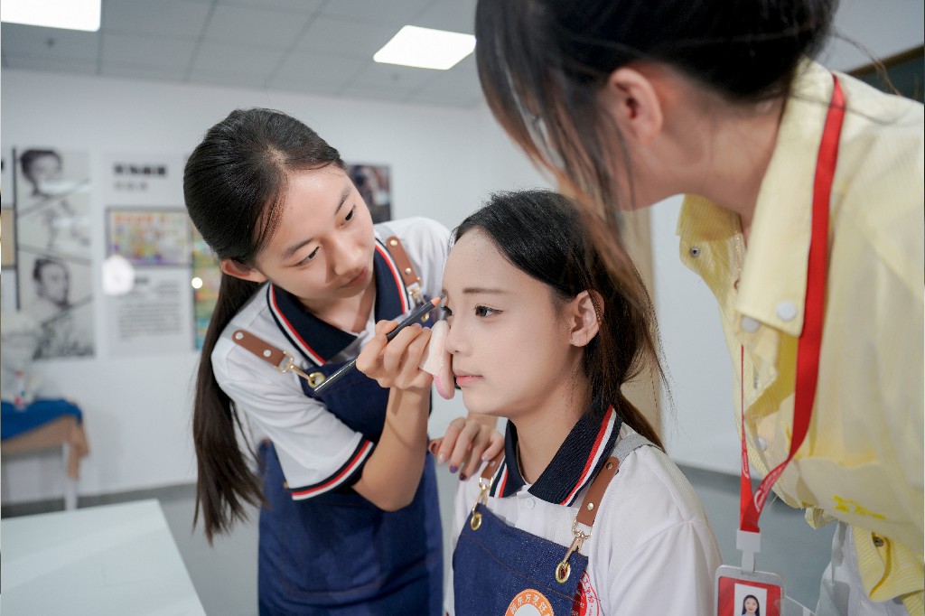 学美容美发一般要学多久？毕业后能拿到什么证书？